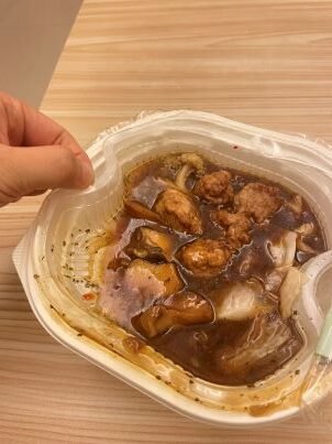 超商素食植物雞丁燴飯