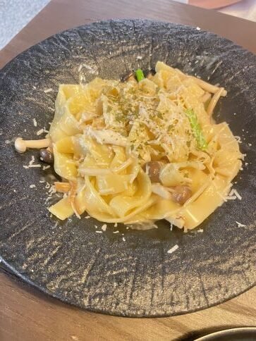 素食毋肉1999白醬義大利麵