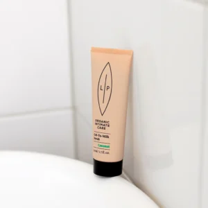 LIP Intimate Care 椰子牛奶磨砂凝露