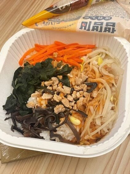 韓馨巧烤冷麵「韓式拌飯」:超商7-11素食