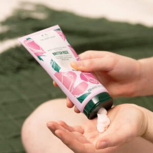 英皇玫瑰嫩膚身體潤膚乳200ML-THE BODY SHOP