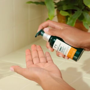 去角質更新液維他命C亮膚100ML-THE BODY SHOP