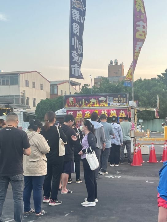 素食小夜市|全台巡迴餐車,夜市排隊美食 2 素食小夜市