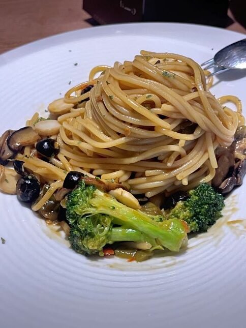 金色三麥素食菜單全新登場！竹北與巨城分店都能品嚐