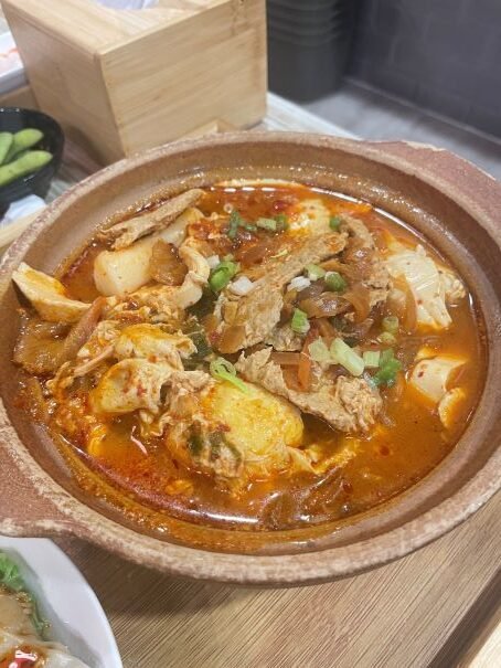 苗里素食推薦：發現尚順週邊美食「味萊樹頭份店」