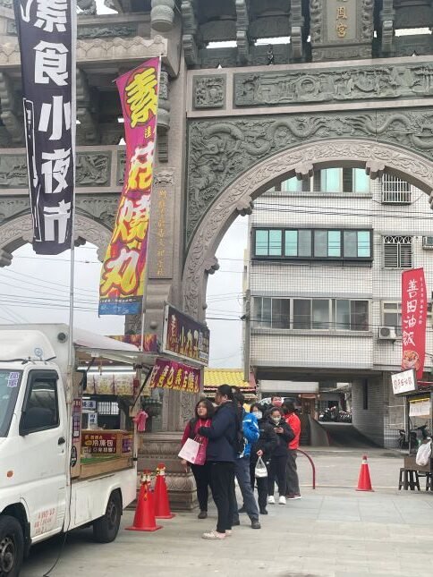 素食小夜市大曝光！全台巡迴餐車讓你輕鬆品嚐最創意的素食美食