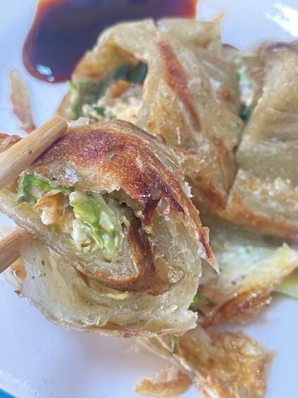 新竹竹北素食早餐推薦｜聖德蔬食早午餐：人氣抓餅加蛋好吃又平價！