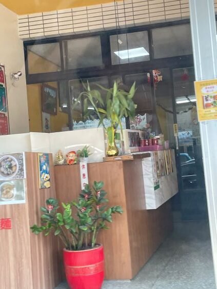 新竹竹北素食早餐推薦｜聖德蔬食早午餐：人氣抓餅加蛋好吃又平價！