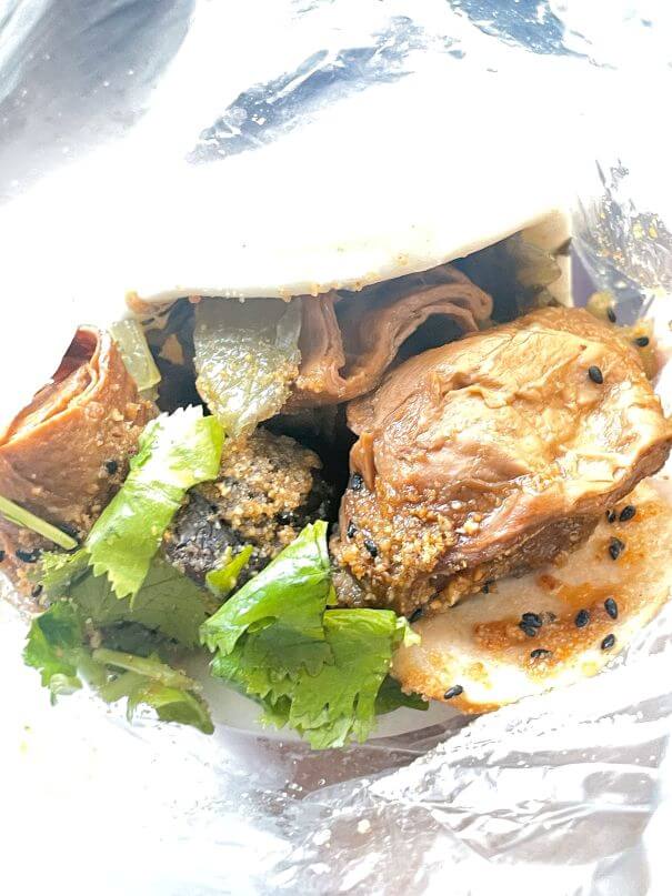 新竹素食刈包推薦｜非常好吃刈包：中藥滷製＋當歸藥膳湯，素食小吃也能暖心暖胃