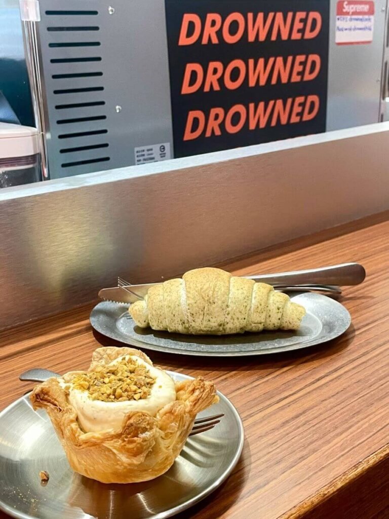 沈溺咖啡 Drowned Cafe鹽可頌提拉米蘇