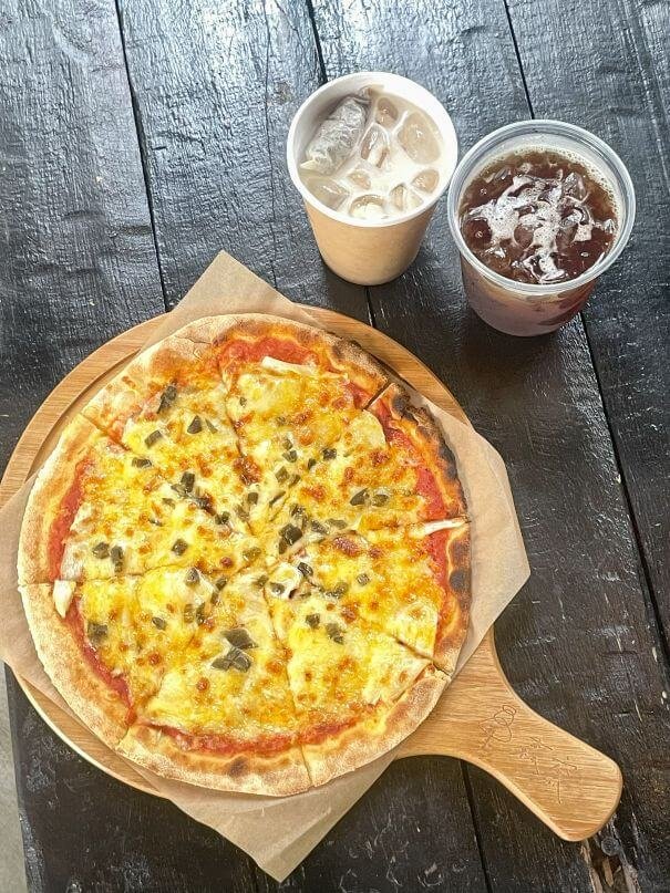 新竹北埔森林系窯烤披薩｜森窯 have a Picnic：野餐、Pizza、森林，素食友善好 Chill！