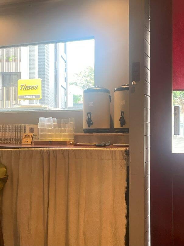 台中東區素食拉麵推薦｜福屋九月限定「長崎強棒麵」，豪華蔬菜＋素肉與素海鮮＋雨來菇
