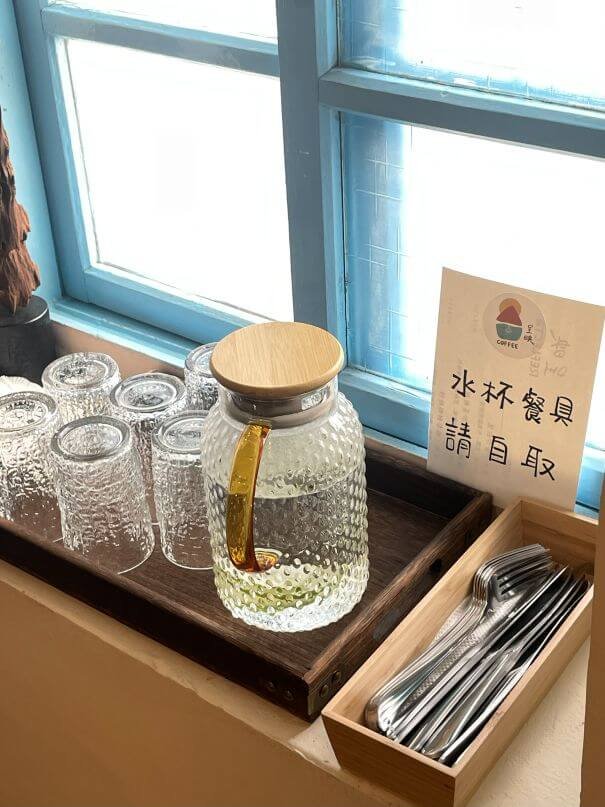 台中大肚三合院咖啡廳：呈映咖啡館茶水自取